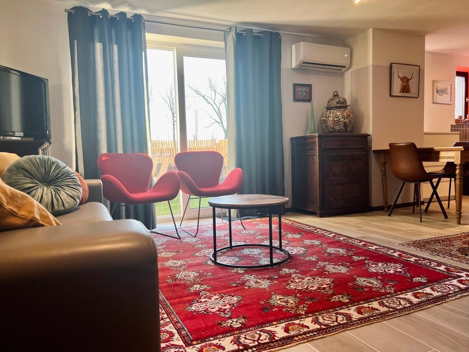 Rêve Perdu / studio DJ Apartment in Bruges