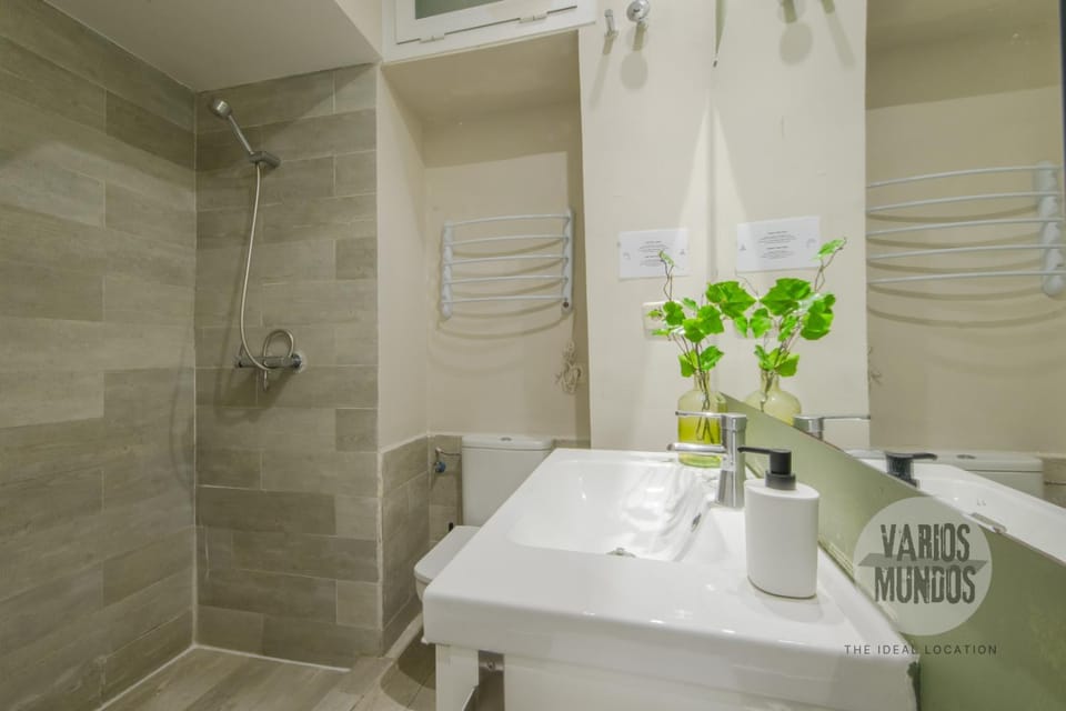 Shower, Bathroom