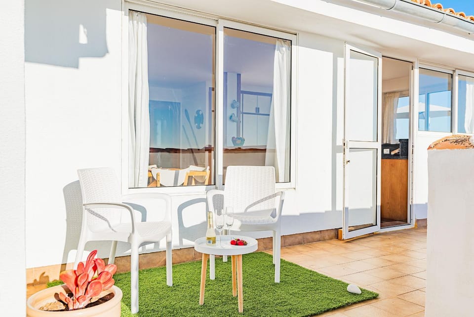 Patio, View (from property/room), Balcony/Terrace, Balcony/Terrace, Seating area