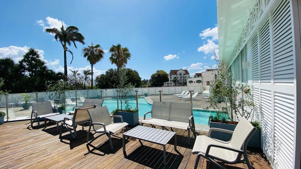 Balcony/Terrace, Swimming pool