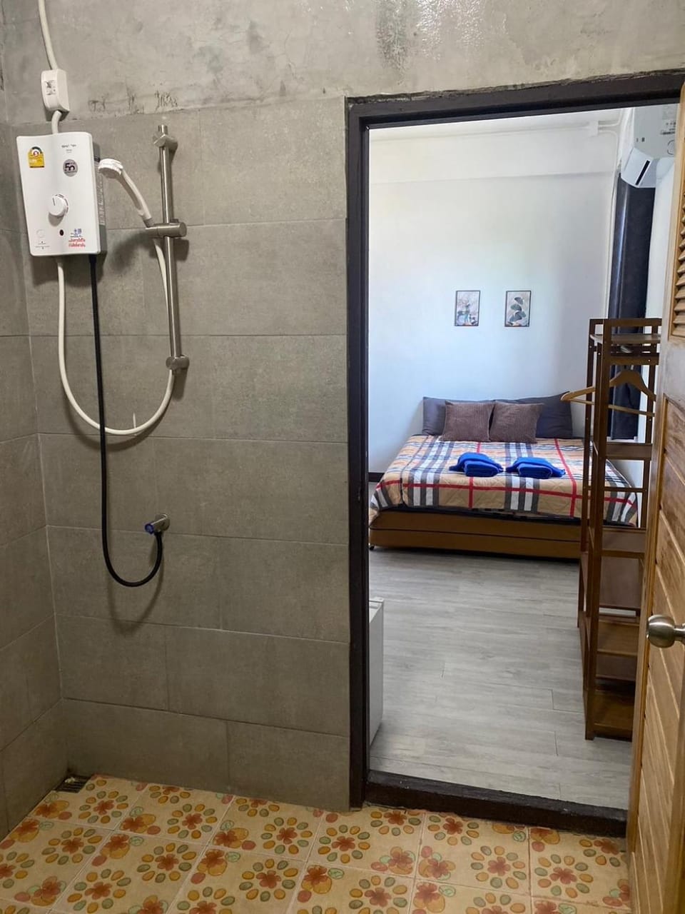 Colibri Inn Hostel in Ko Pha-ngan Sub-district