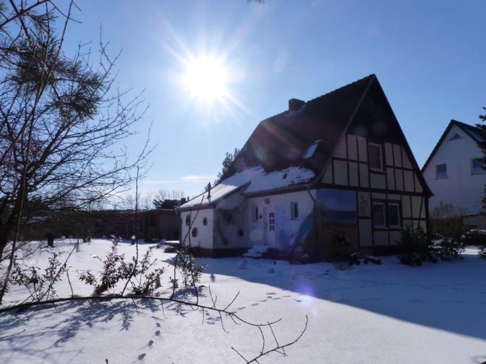 Property building, Day, Winter