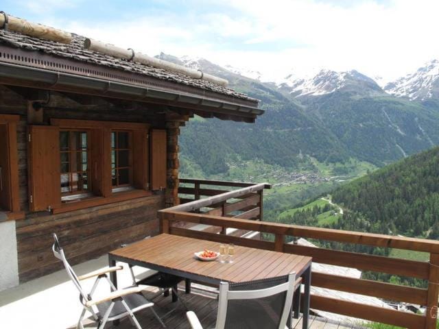 Chalet Amos Chalet in Canton of Valais