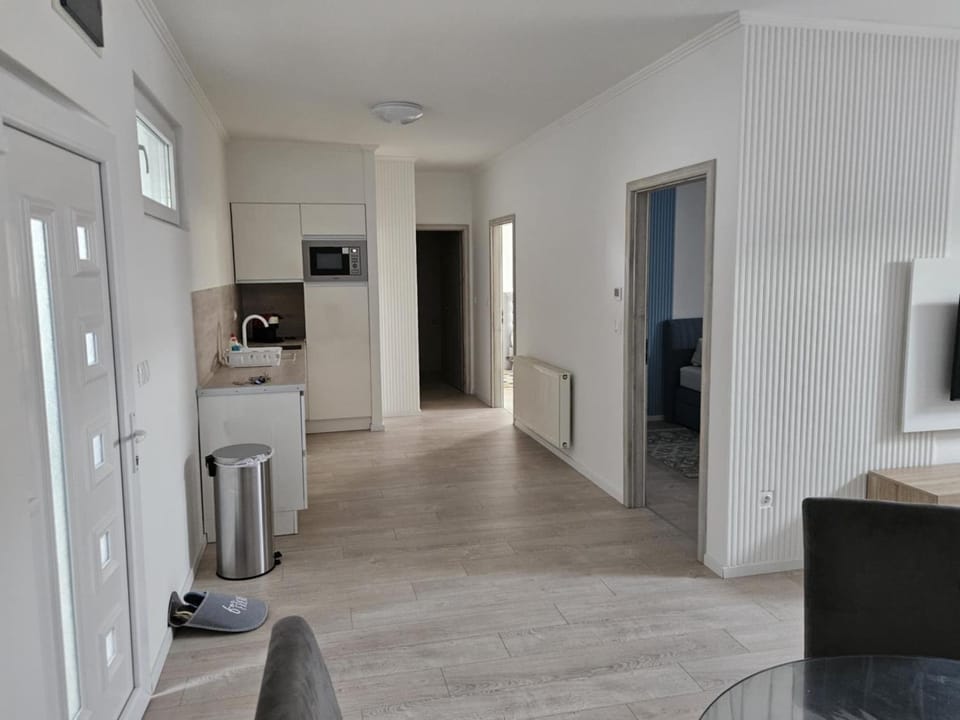 Berzsenyi Apartmanház Apartment in Hungary