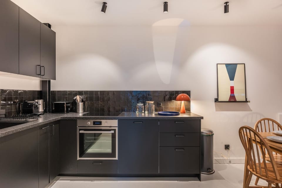 Kitchen or kitchenette, Dining area, dishwasher, oven, pet friendly, toaster