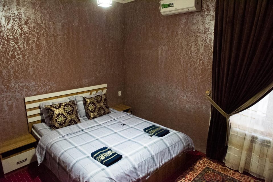 Bed, Photo of the whole room
