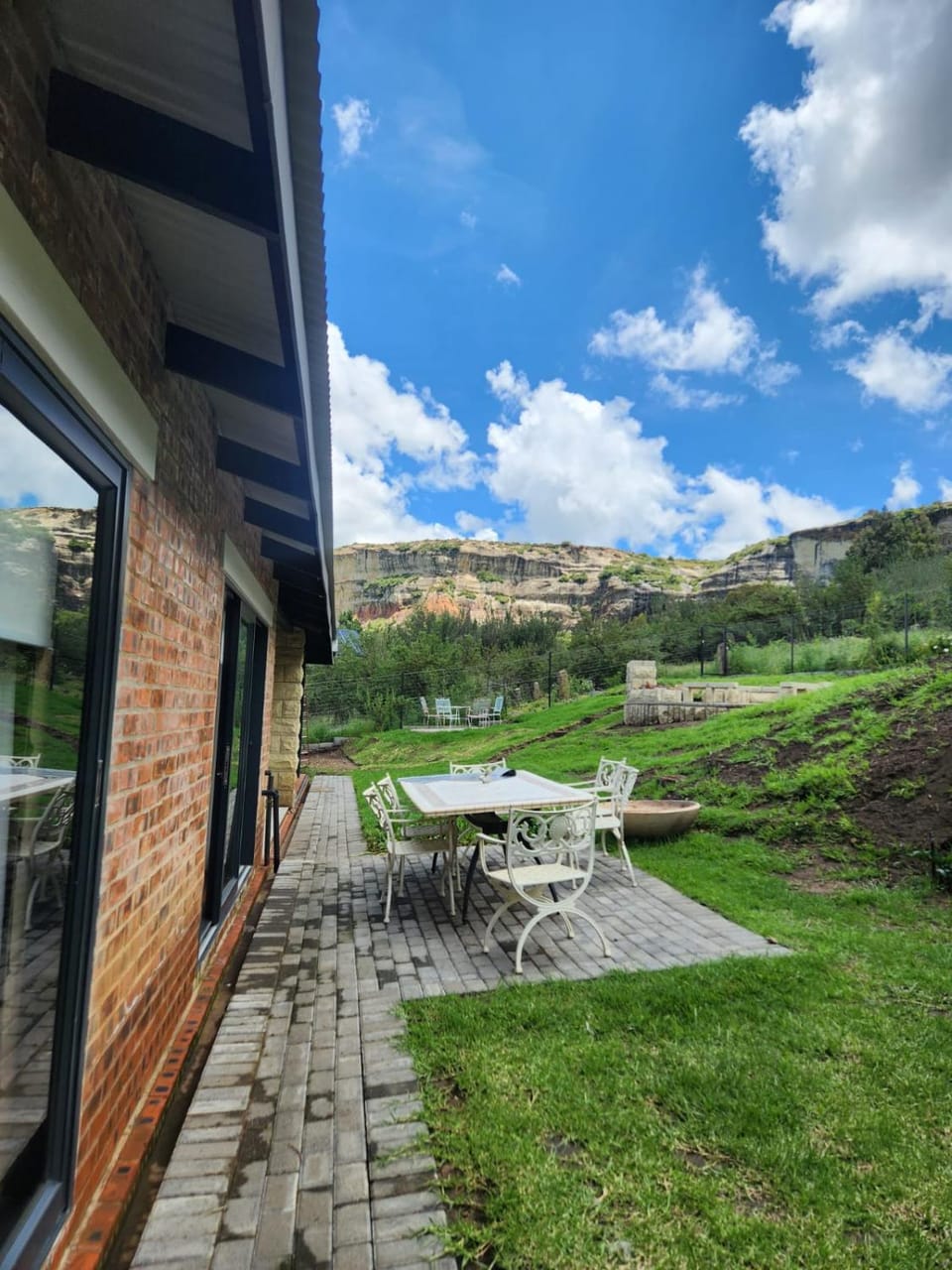 Garden view, Mountain view