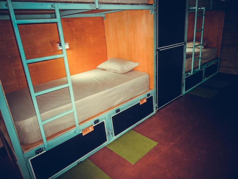 Bed, Bedroom, bunk bed