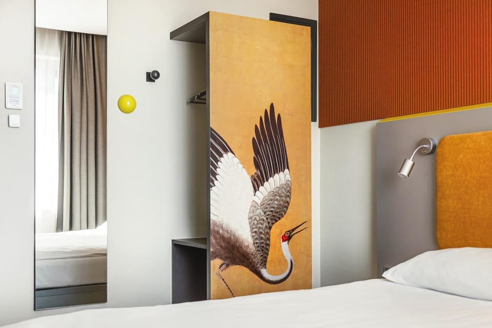 Bed, wardrobe