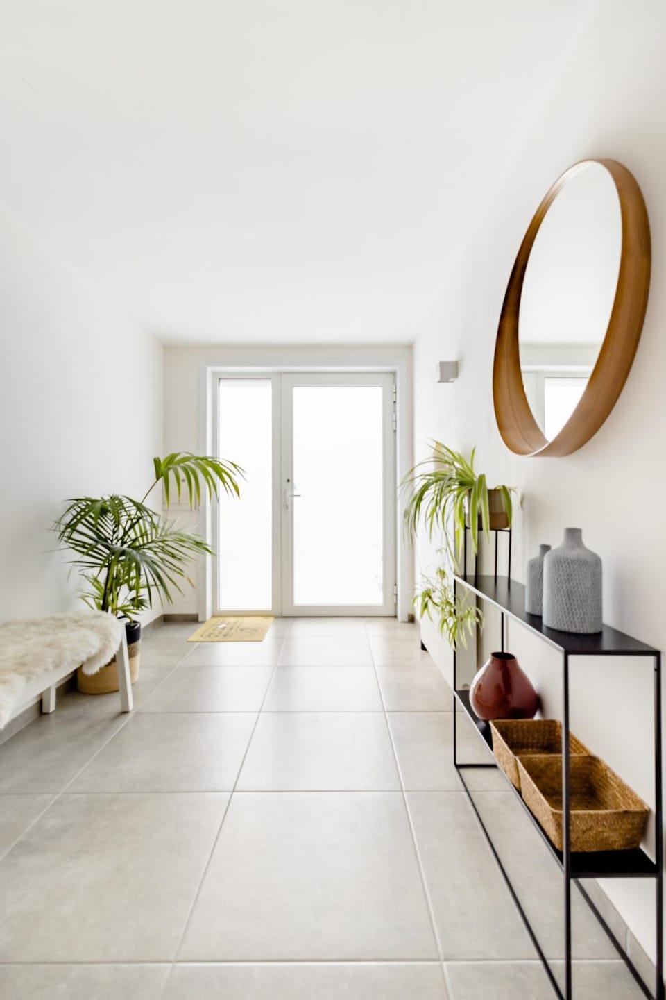 Facade/entrance, Internal: Not applicable to any particular room