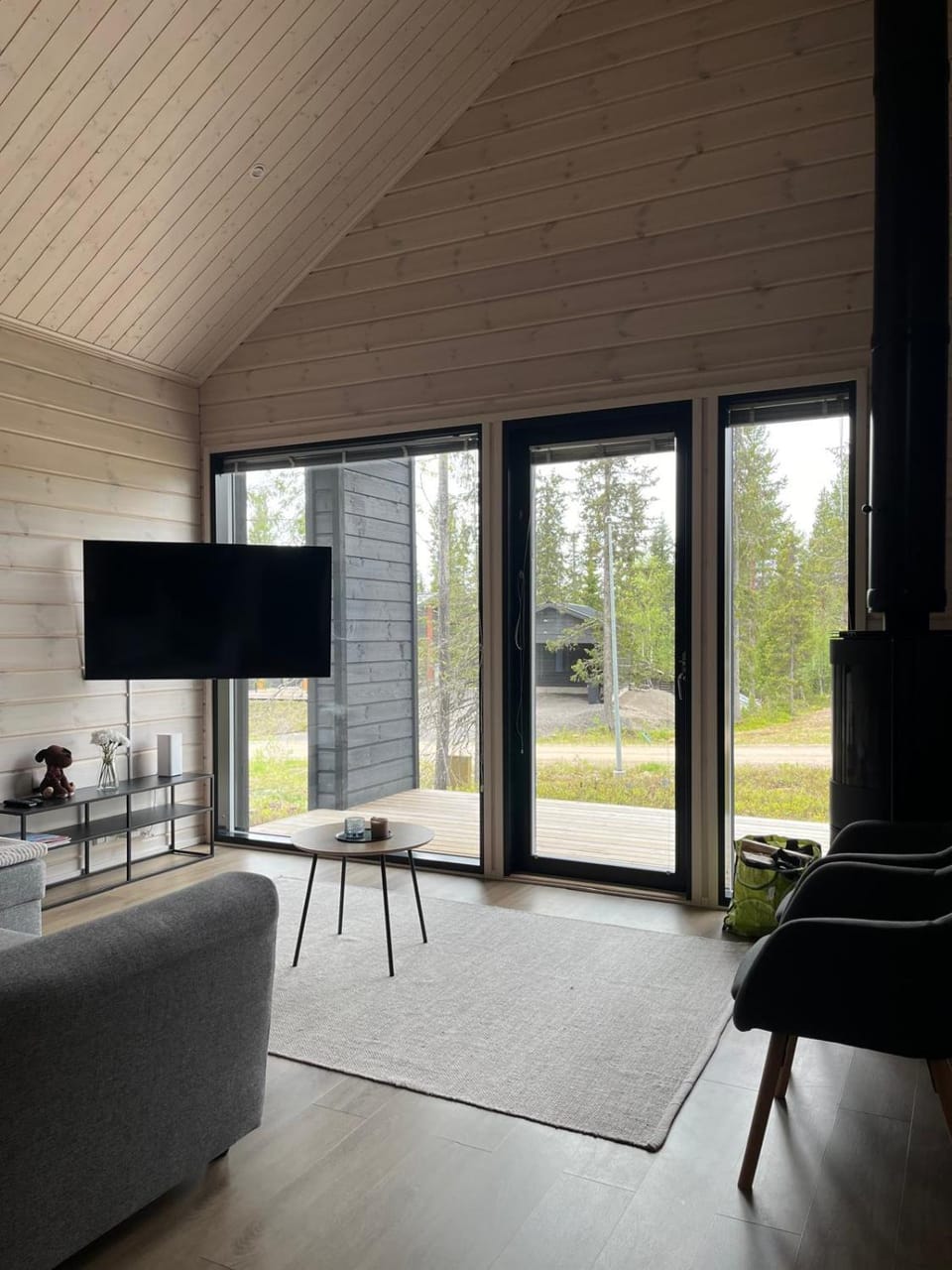 Communal lounge/ TV room, Living room, Seating area, fireplace