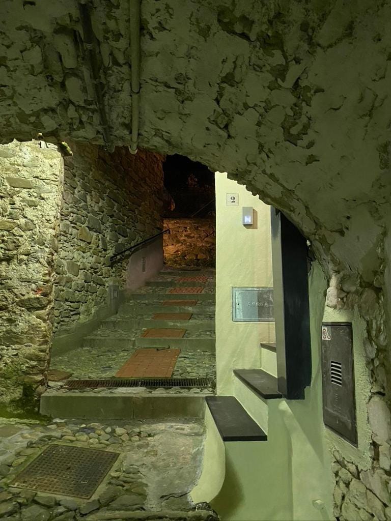 Vicolo Rosso 2 House in Liguria
