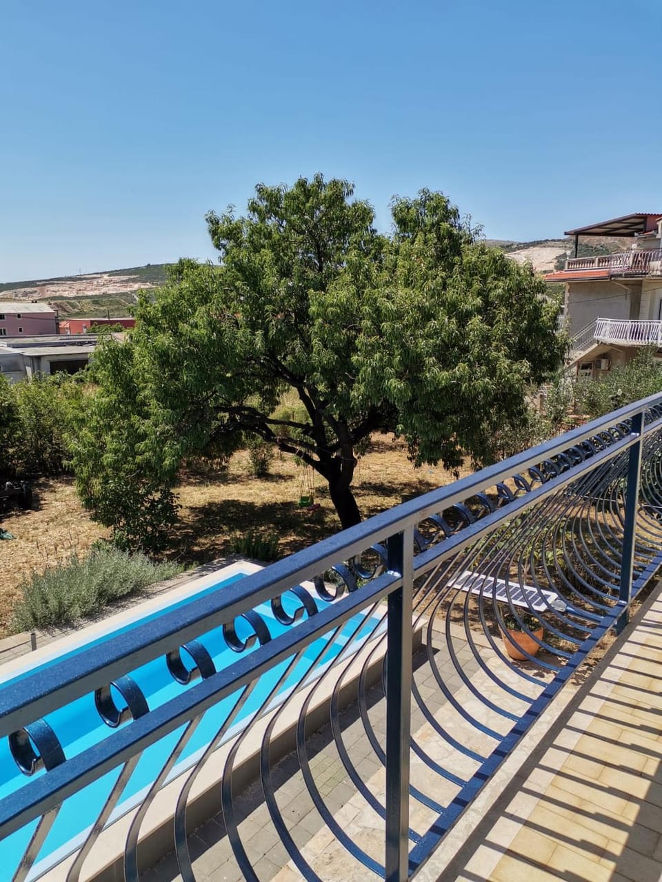 Natural landscape, View (from property/room), Balcony/Terrace, Pool view, Swimming pool