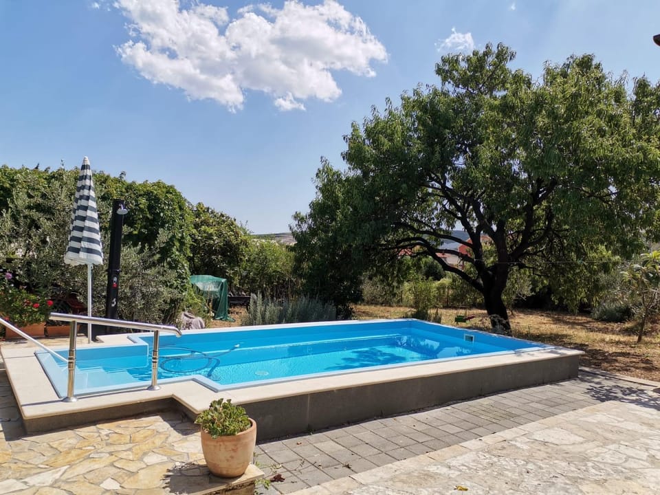 Garden, Garden view, Pool view, Swimming pool