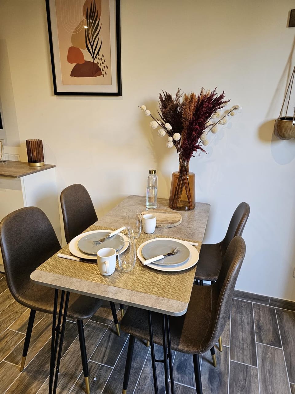 Dining area, Meals, Meals