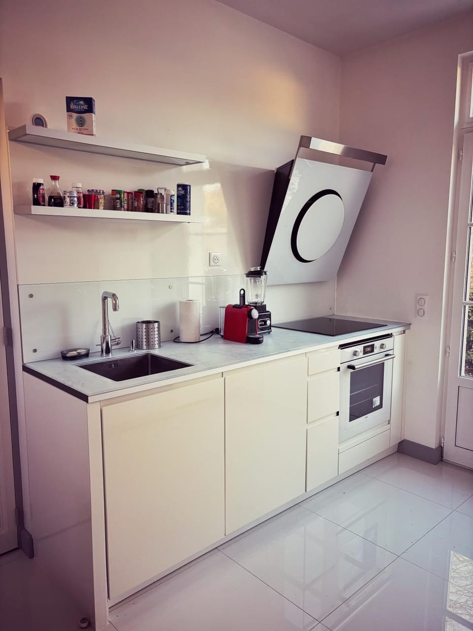 Kitchen or kitchenette, minibar, pet friendly, stove