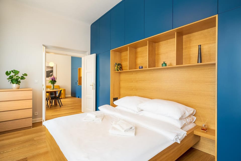 Bed, Photo of the whole room, Bedroom, towels, wardrobe