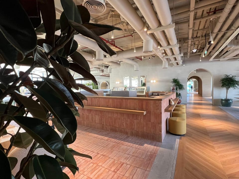 Property building, Restaurant/places to eat, Swimming pool, Breakfast