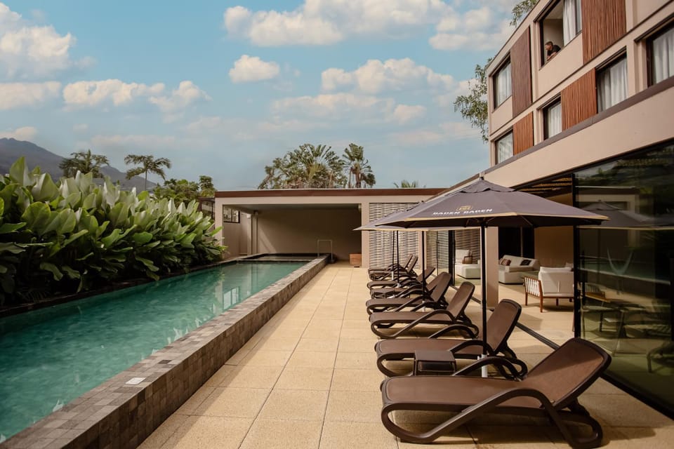 Day, Mountain view, Pool view