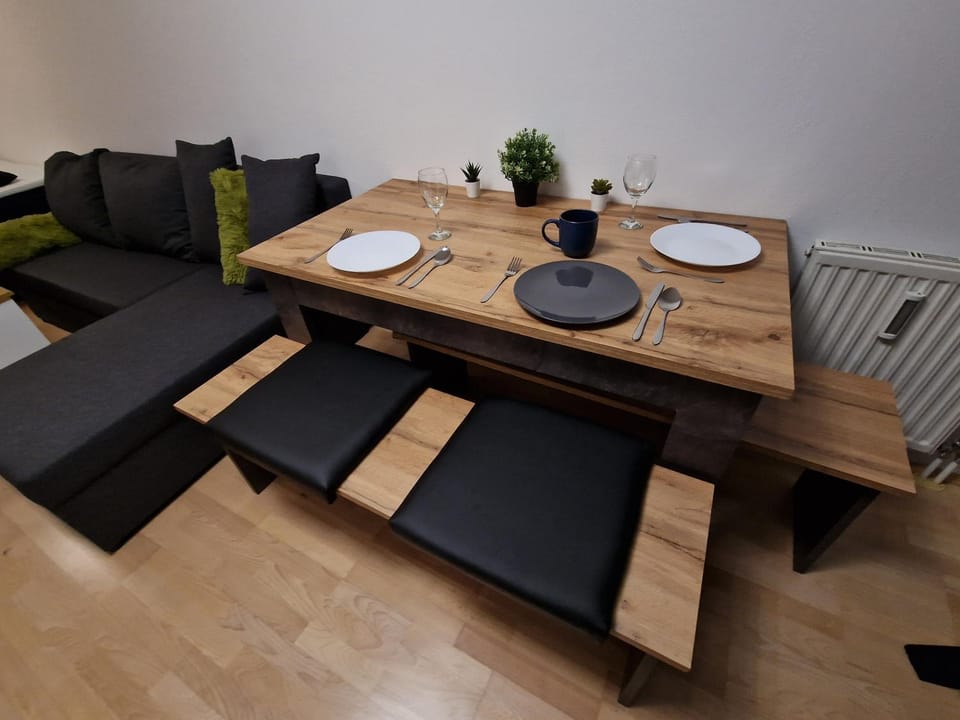 Living room, Seating area, Dining area