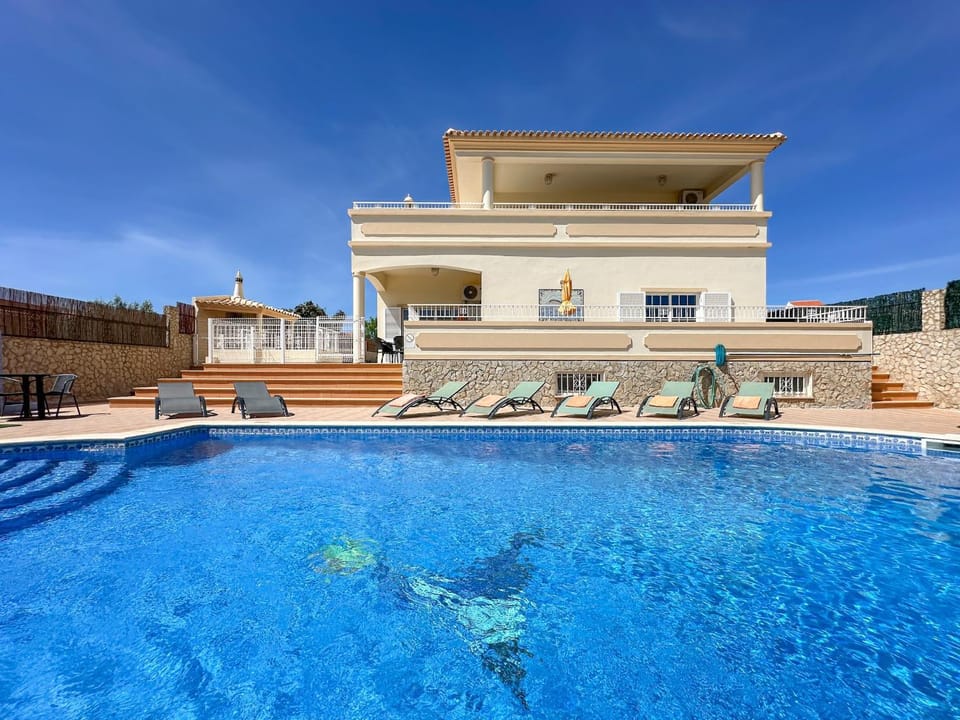 Garden, Balcony/Terrace, Pool view, Swimming pool, sunbed