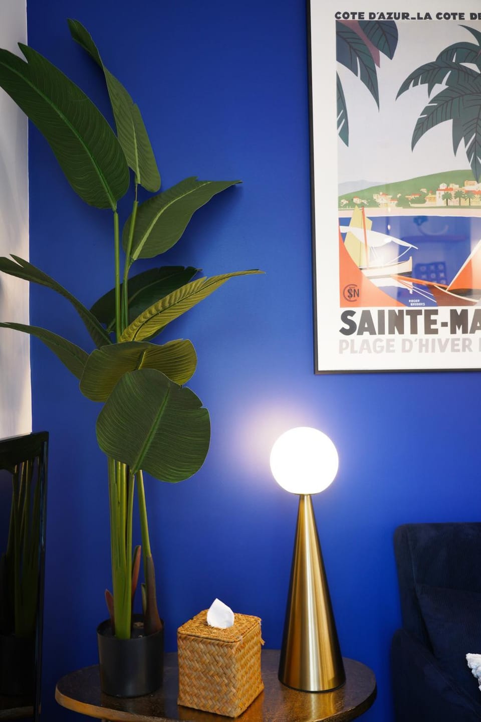 Living room, Decorative detail, Seating area