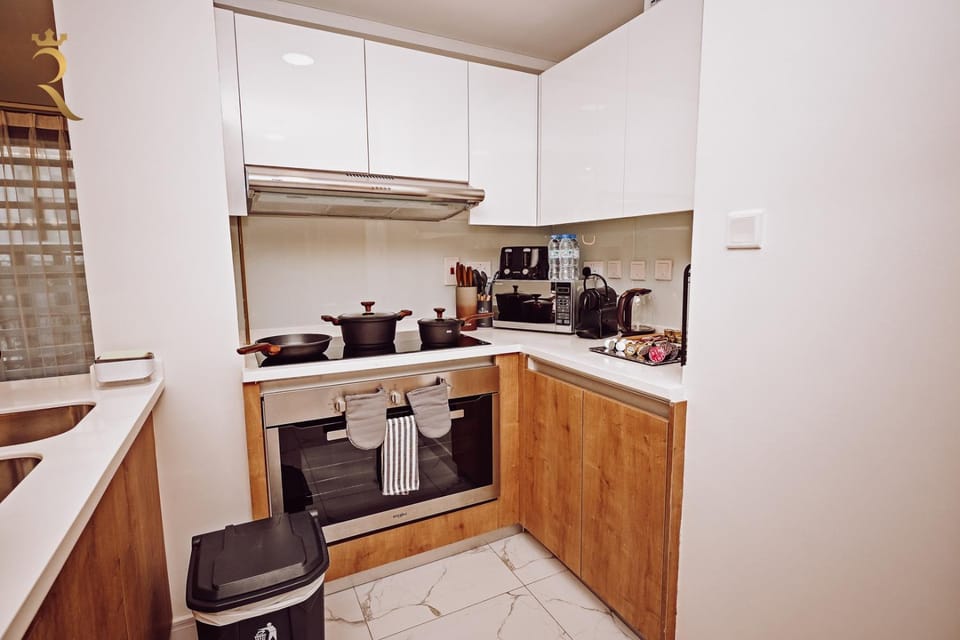 Coffee/tea facilities, Kitchen or kitchenette, dishwasher, minibar, oven, pet friendly, stove, toaster