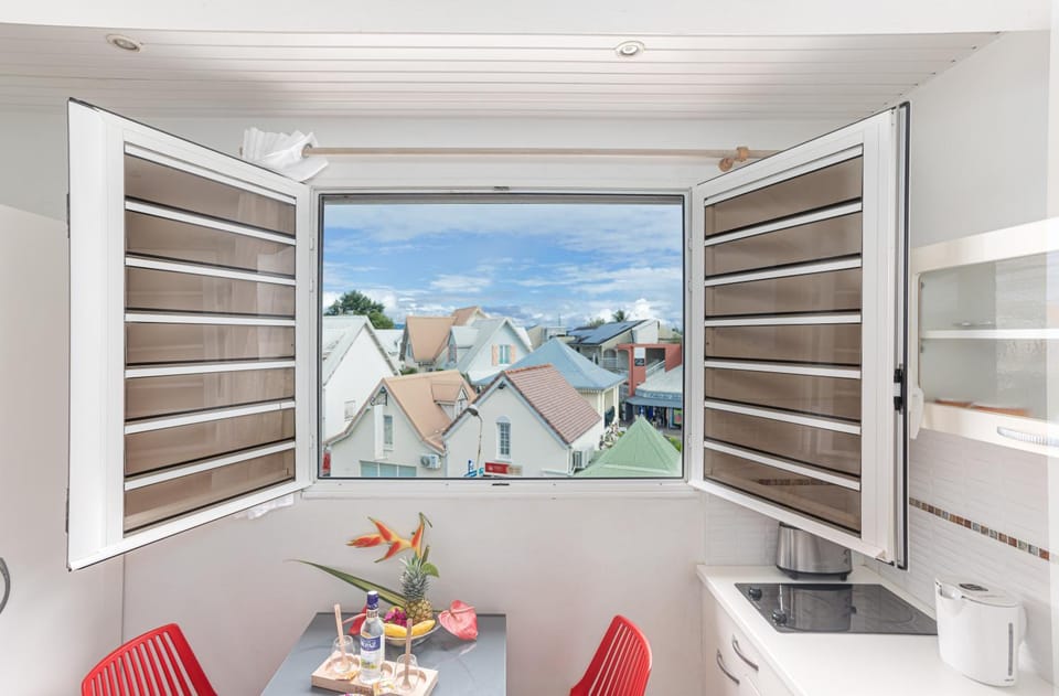 Decorative detail, Dining area