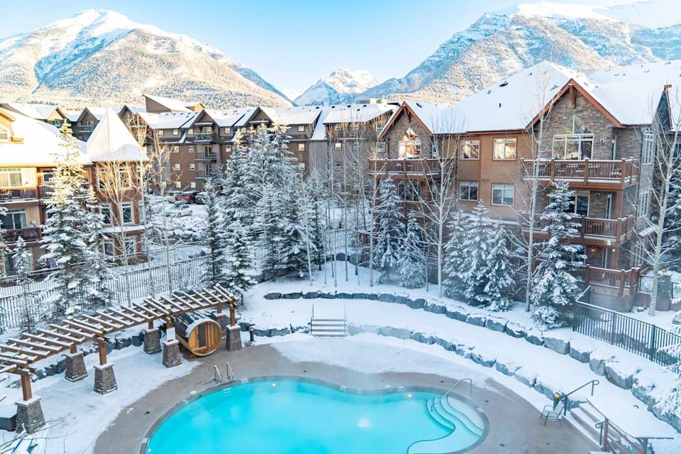 The Eagle Suite at Stoneridge Mountain Resort House in Canmore