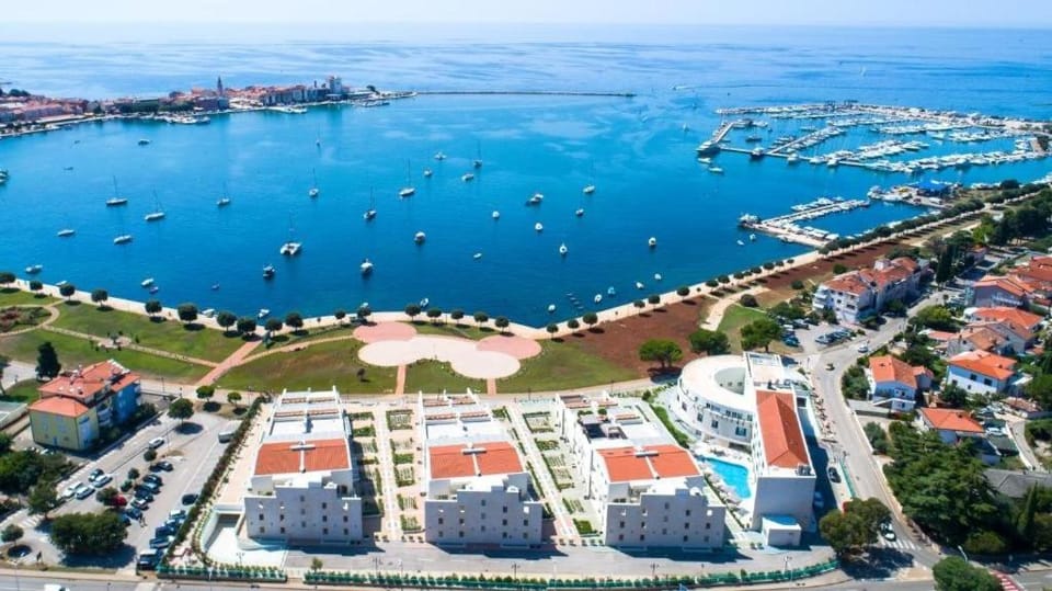 Bird's eye view, City view, Sea view