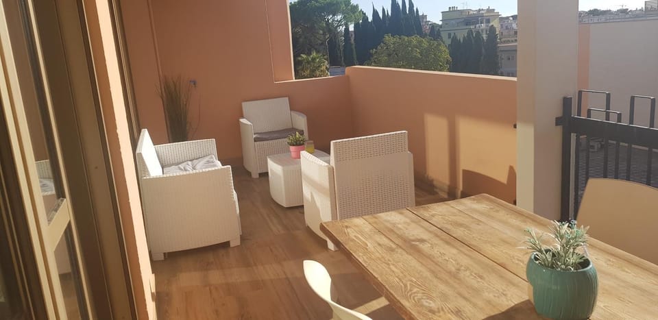Green Oasis Apartment in Rome