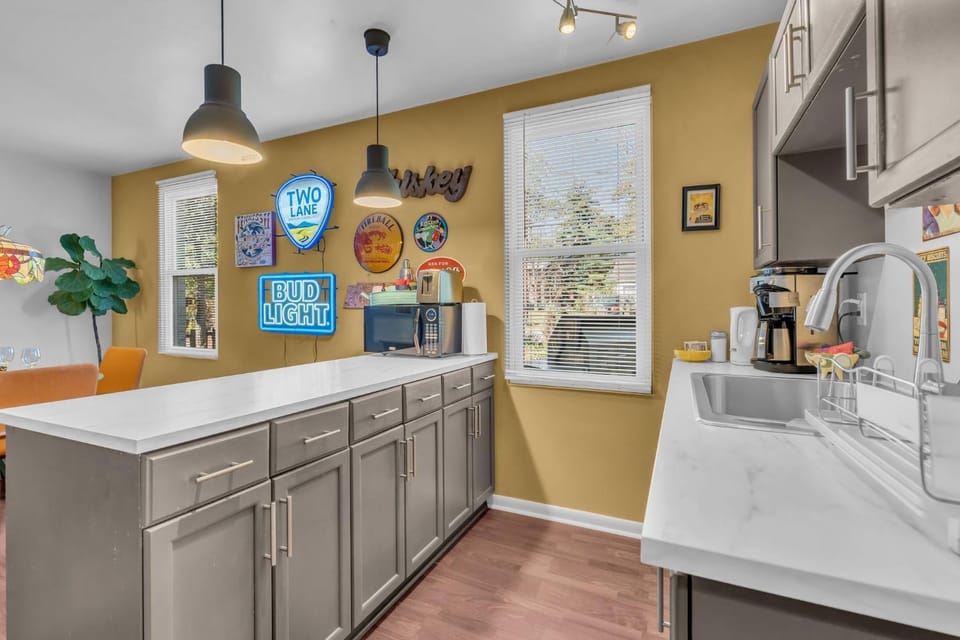 5 min to DT-Multicade Arcade-Scenic-Nature Trails Apartment in East Nashville