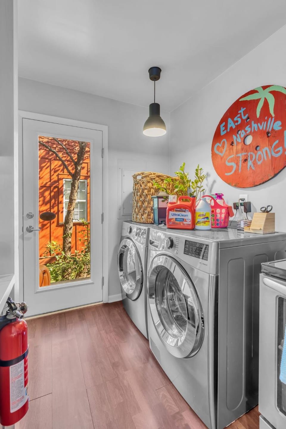 5 min to DT-Multicade Arcade-Scenic-Nature Trails Apartment in East Nashville