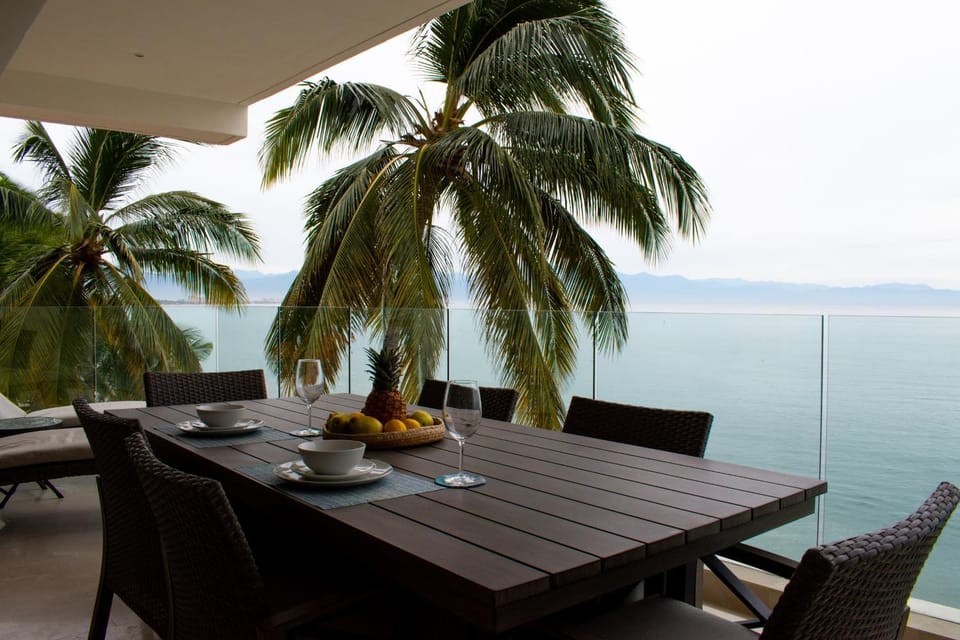 Natural landscape, Dining area, Sea view
