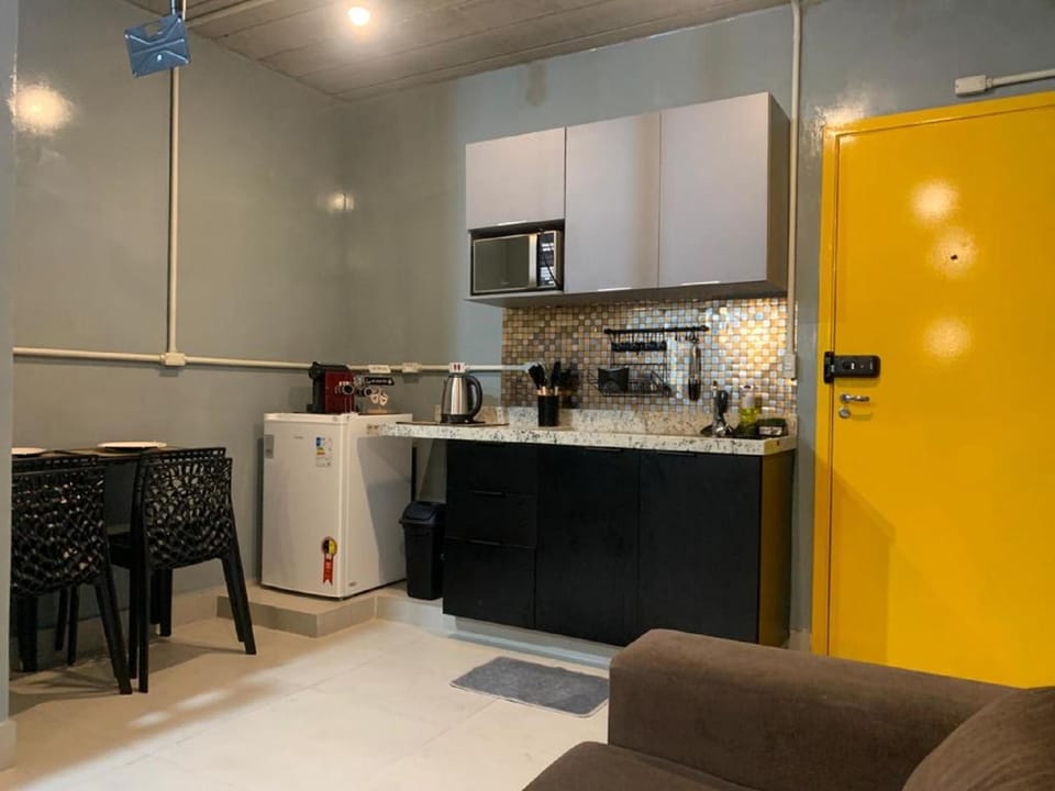 Coffee/tea facilities, Kitchen or kitchenette, Dining area, oven, pet friendly, stove