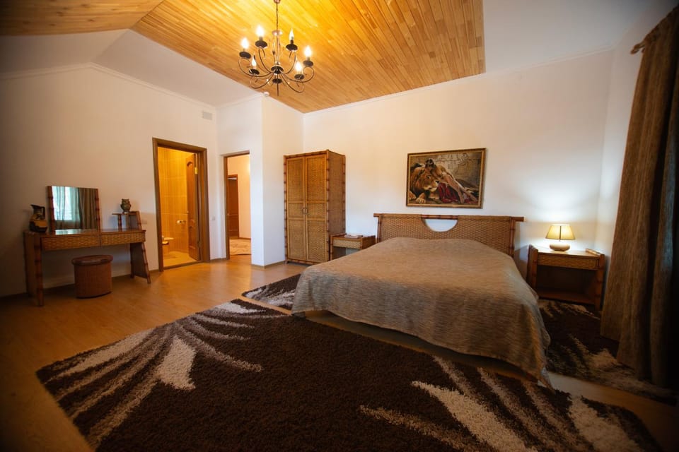 Bed, Photo of the whole room, Bedroom, wardrobe