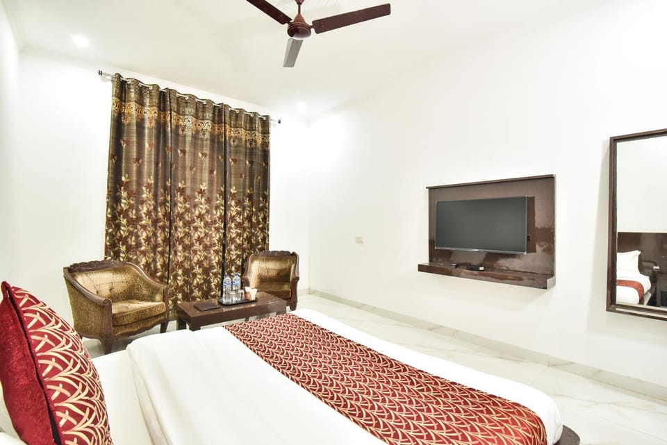 Hotel Royal Place Hotel in Punjab, India