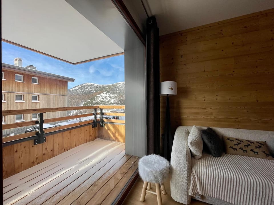 View (from property/room), Living room