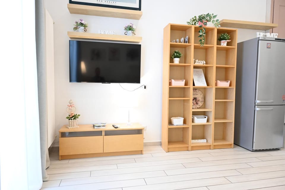 Communal lounge/ TV room, TV and multimedia