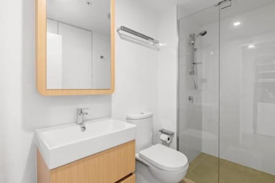 City Chic Living w Sunset Views 2BD1 Studio Apt Apartment in Brisbane City
