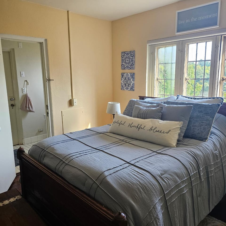 The Brower House on The Mississippi River Bed and Breakfast in St Cloud
