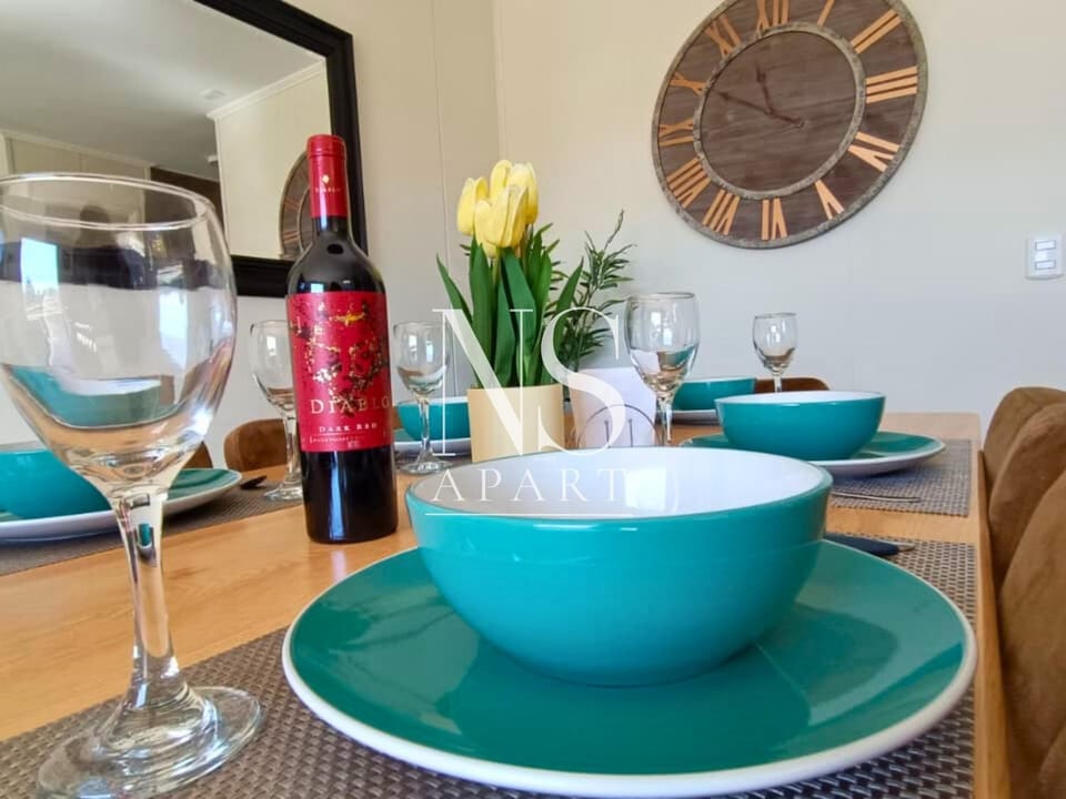 Food and drinks, Dining area, Food, Drinks, Alcoholic drinks