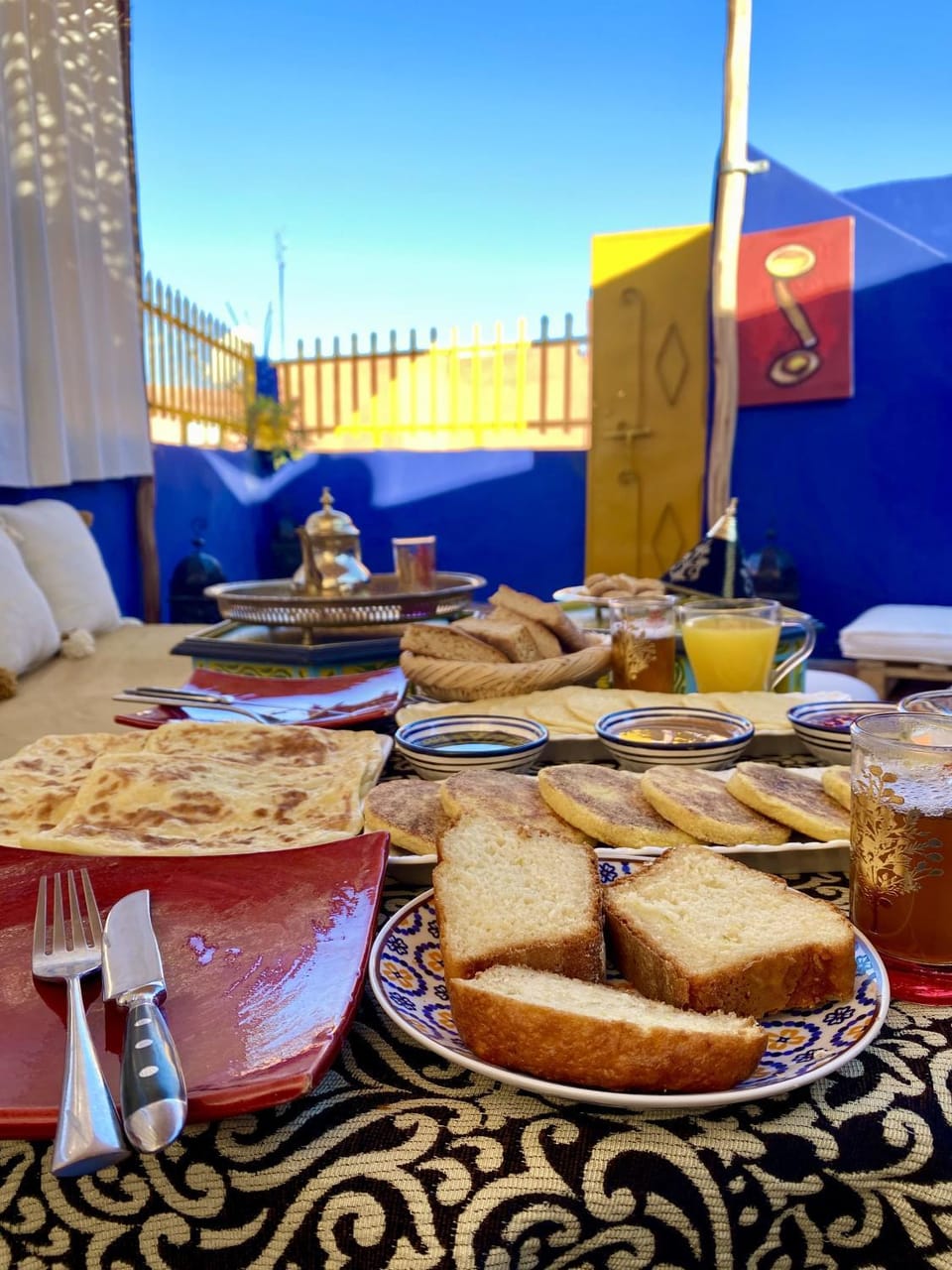 Patio, Food and drinks, Food, Breakfast, Continental breakfast