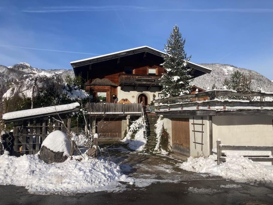 Große schöne Mansardenwohnung mit 2 Balkonen Apartment in Berchtesgadener Land