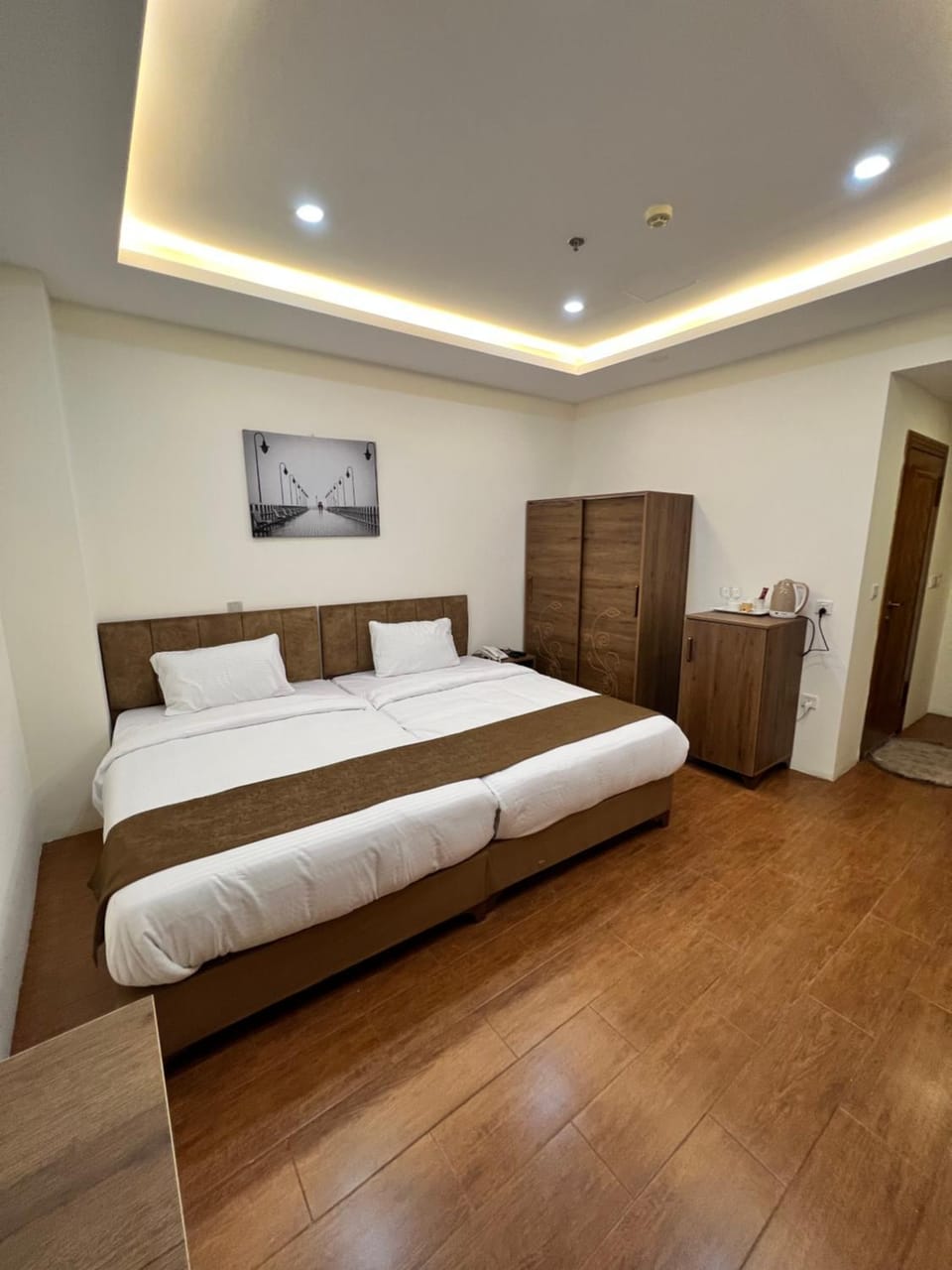 Bed, Photo of the whole room, Bedroom, wardrobe