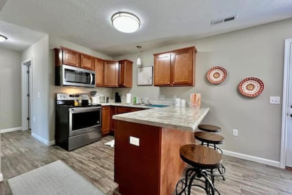Kitchen or kitchenette, Dining area, dishwasher, minibar, pet friendly, stove, toaster