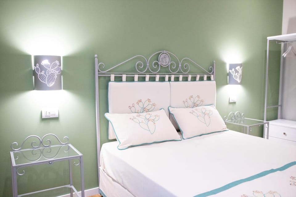 Berry Rooms Bed and Breakfast in Cagliari