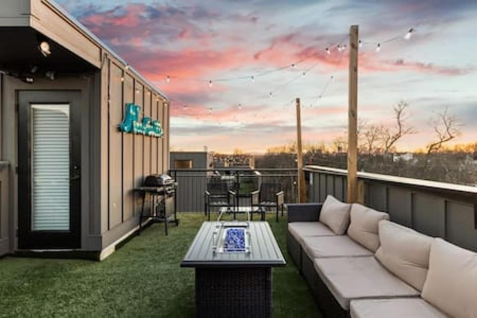 Patio, BBQ facilities, Balcony/Terrace