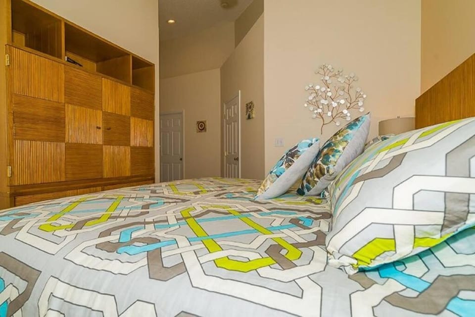 Bed, Bedroom, wardrobe