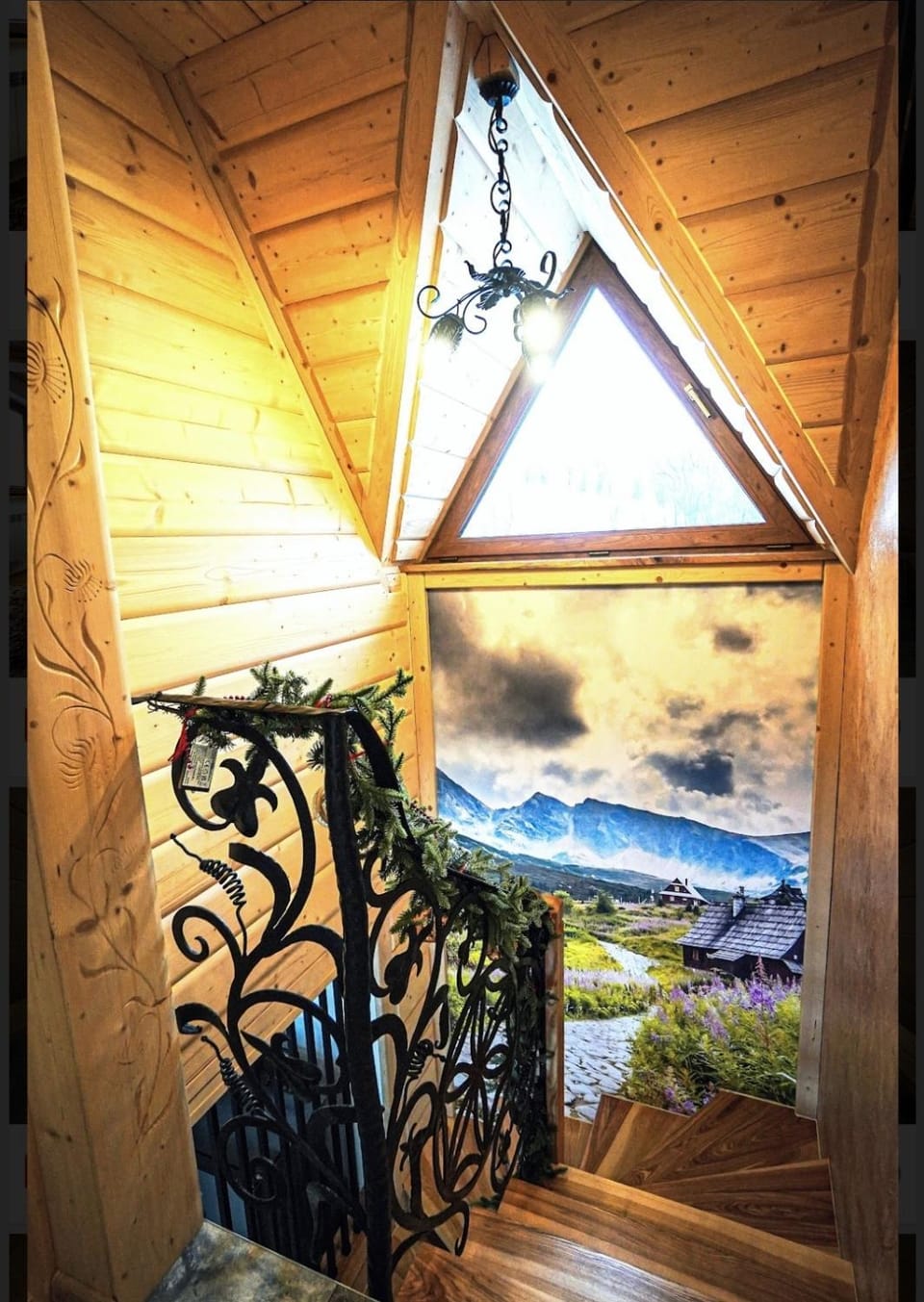 Day, View (from property/room), Decorative detail, Decorative detail, Mountain view